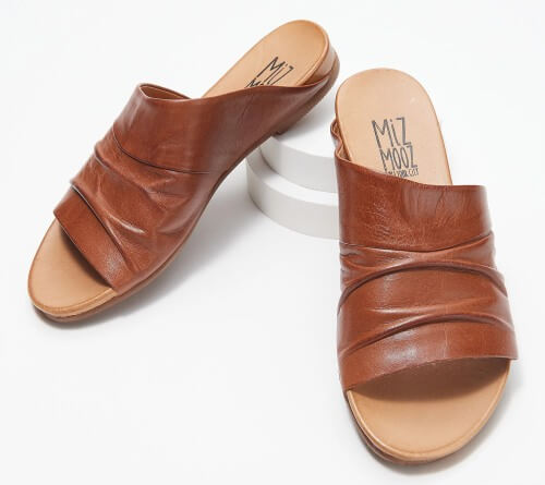正規取扱店】 ミズムーズ Miz Mooz Womens Aria Brown Slide Sandals Shoes 6.5 Medium (B  M) レディース | omaxbrasil.com.br