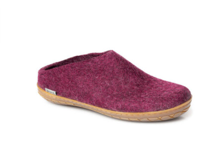 Wool slip on rubber sole Cranberry