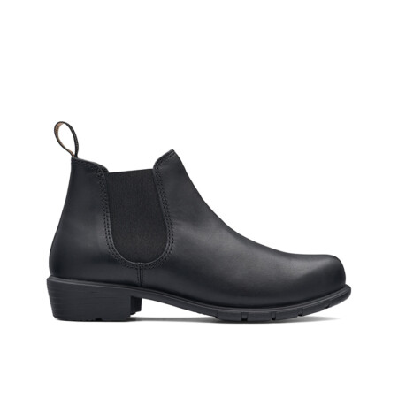 Stylish black leather Blundstone 2068 Chelsea boot.