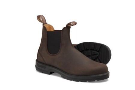 Classic brown Blundstone 2340 boots, a versatile and timeless choice.