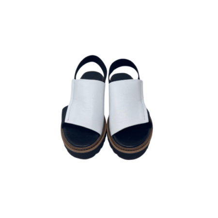 Bueno Amy Flatform sandal in white