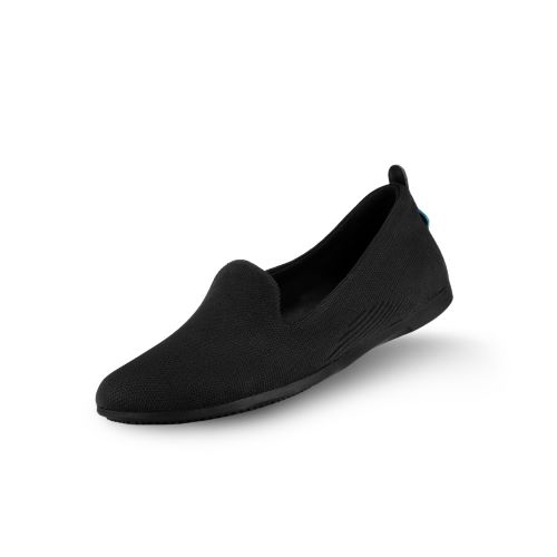 Vessi Market flat in black.