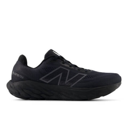 New Balance M|880GA14 with Gore-tex in black