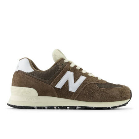 New Balance unisex 574 sneaker on white background